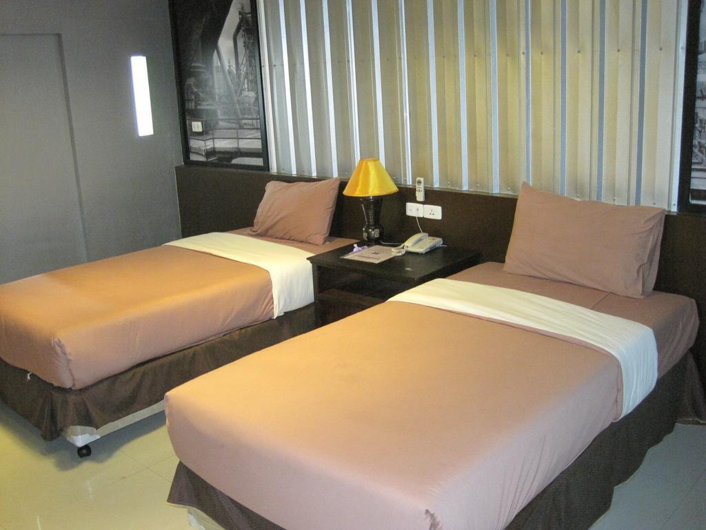 The Wing Design Hotel Bangkok Rom bilde